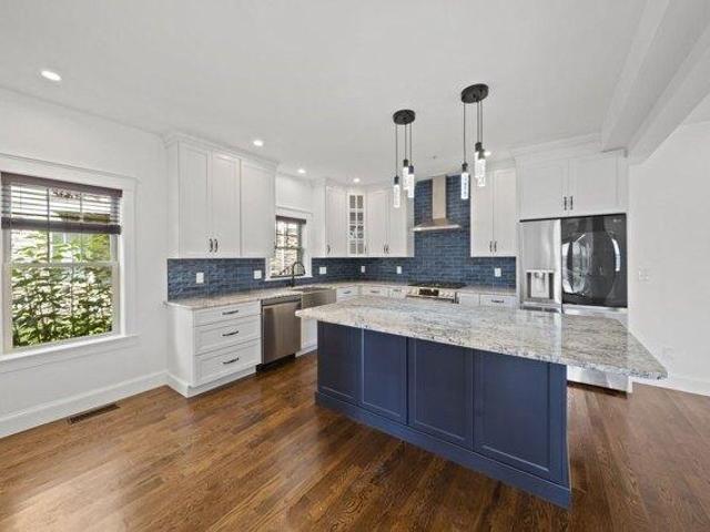 condo with 4 bedroom, Quincy MA ES105513026