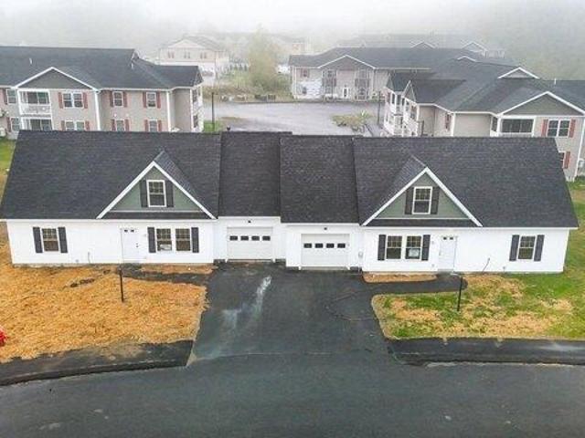 condo with 4 bedroom, Sanford ME ES105413838