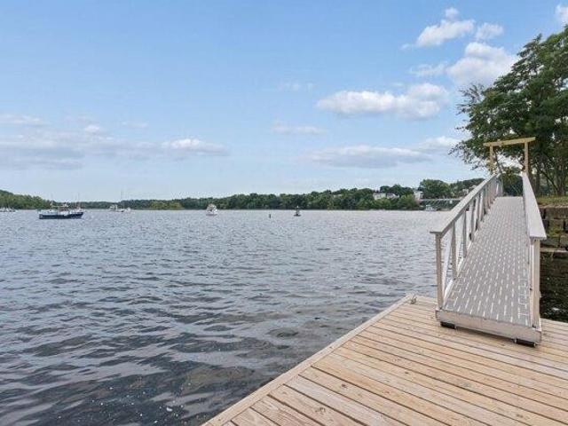 condo with 4 bedroom, Saco ME ES105886968