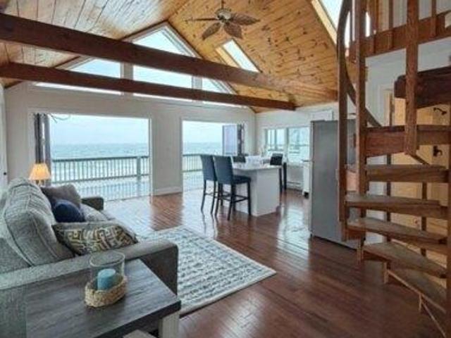 condo with 4 bedroom, Salisbury MA ES105535362
