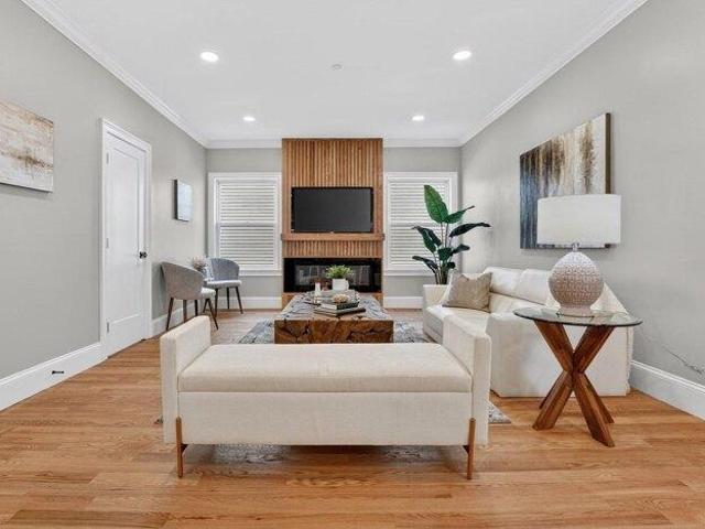 condo with 4 bedroom, Somerville MA ES105578687