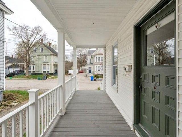 condo with 5 bedroom, Dover NH ES105591439