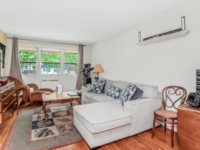 condo with 5 bedroom, LITTLE NECK NY DLS104232398