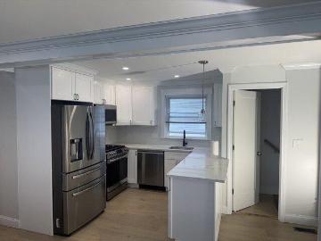 condo with 5 bedroom, Medford MA DS103438873