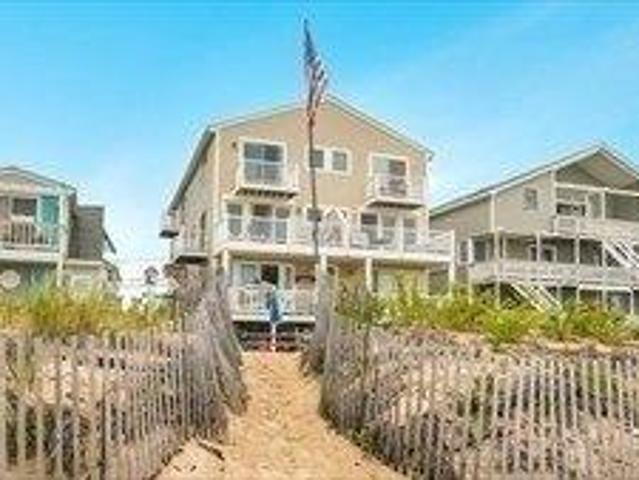 condo with 5 bedroom, Salisbury MA DS104479355