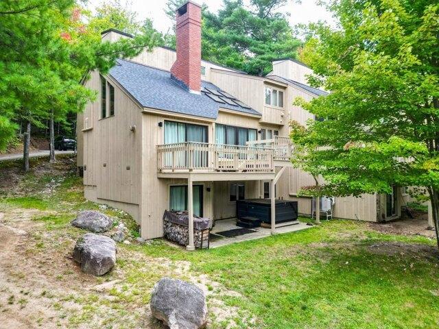 condo with 6 bedroom, Conway NH ES105513592