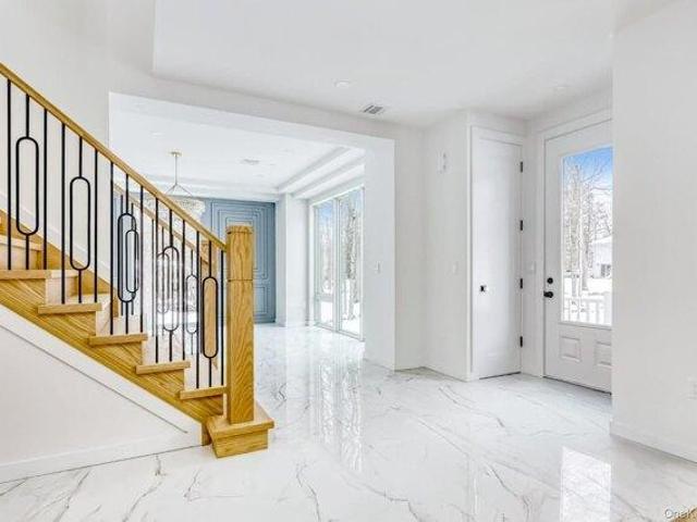 condo with 9 bedroom, Spring Valley NY ES103600881