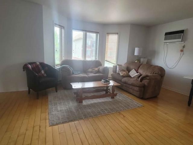 Condo à Louer 16045, Rivière des Prairies/Pointe aux Trembles Montréal 7 photos | Logis Québec
