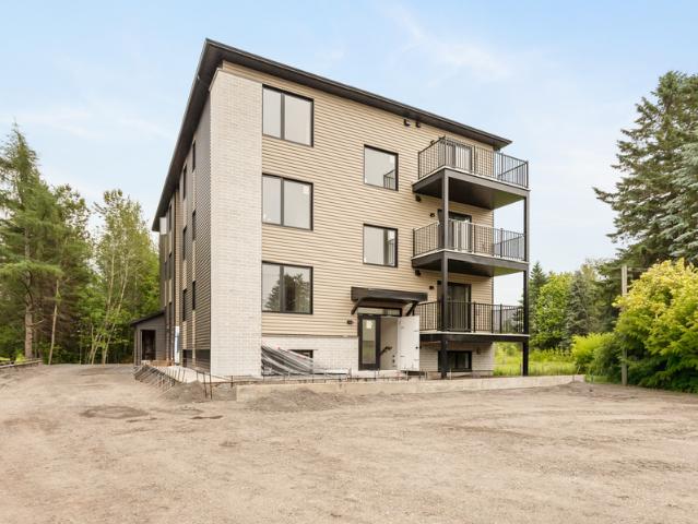 Condo à Louer 1305 rue principale, Saint Gilles 8 photos | Logis Québec