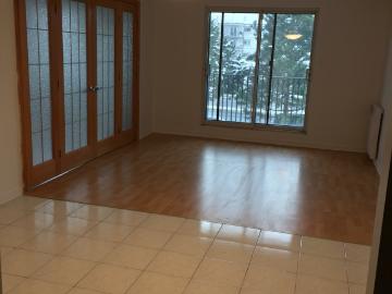 Anjou, Montreal - Parking