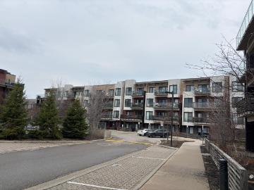 Apartment for rent in Peel, Ontario - Balcony
