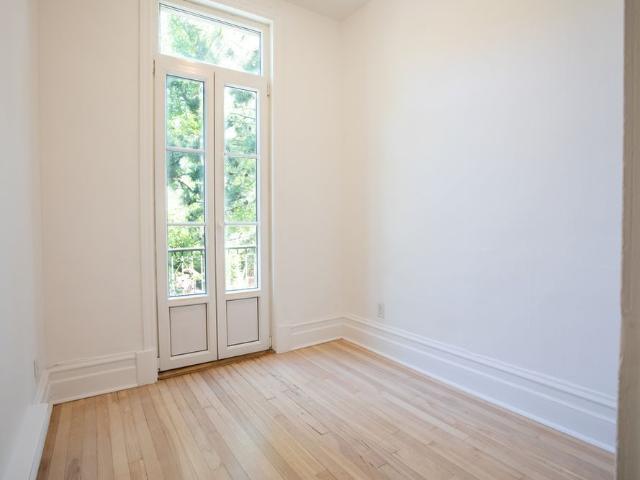 Condo / Appartement à Louer
