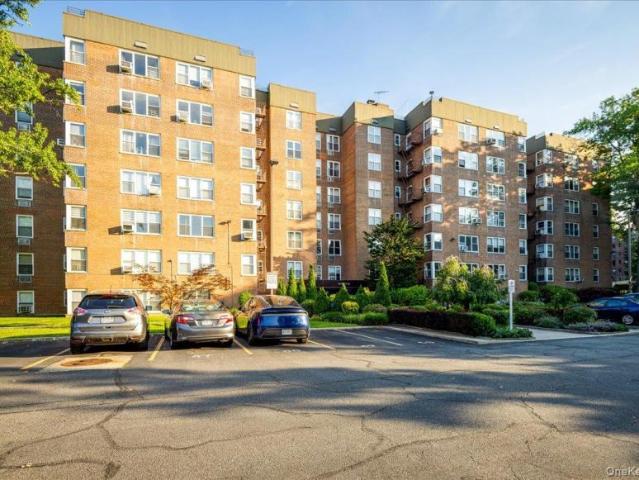 condo Bayside NY DLS103879554