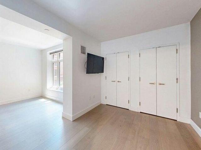 condo Boston MA ES105610935