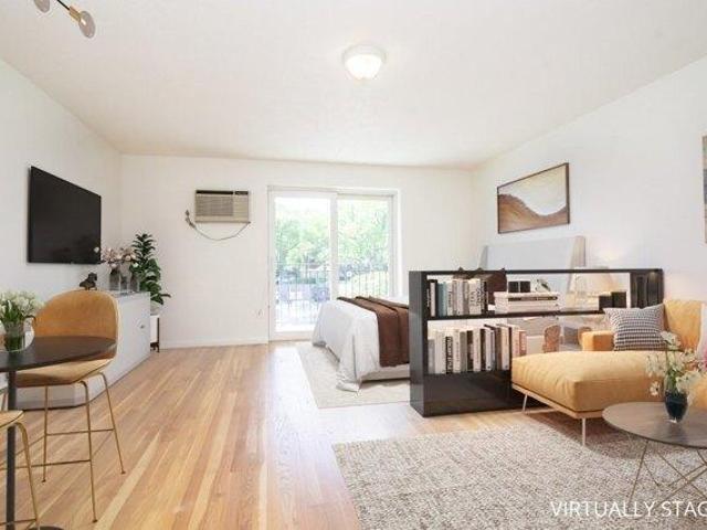 condo Brookline MA ES105609462