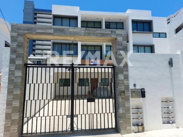 CONDO DE 2 RECAMARAS CON EXCELENTE UBICACION EN ZONA DORADA
