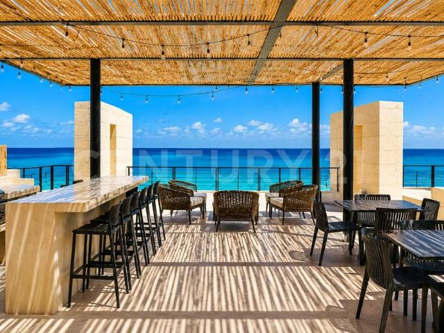 Condo de 2 recámaras frente al mar en renta en Deck 17, Cozumel