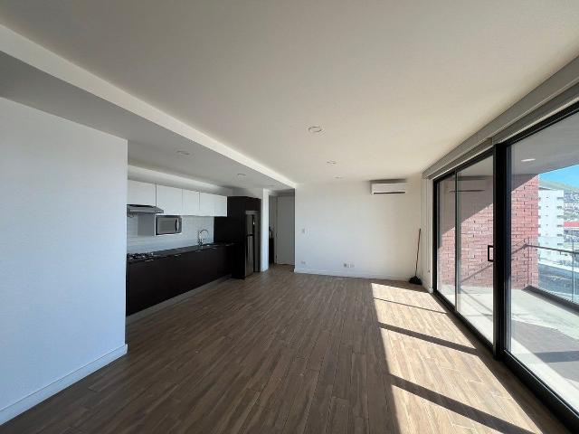 Condo equipado semi nuevo en 3era Etapa del Río