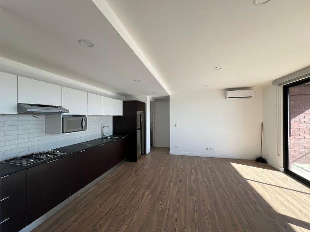 Condo equipado semi nuevo en 3era Etapa del Río