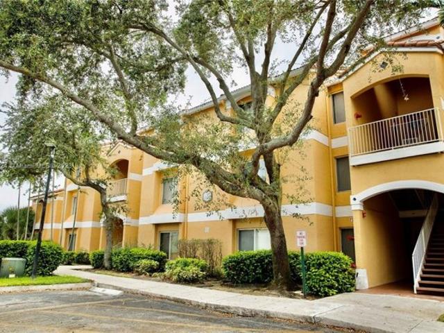 Condo For Sale In Oakland Park, Florida