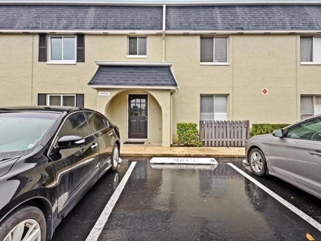 Condo For Sale In Orlando, Florida