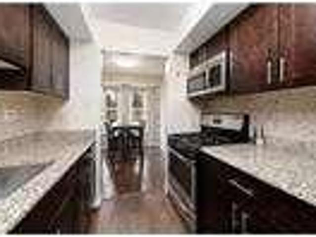 Condo For Rent In Woodridge, Illinois