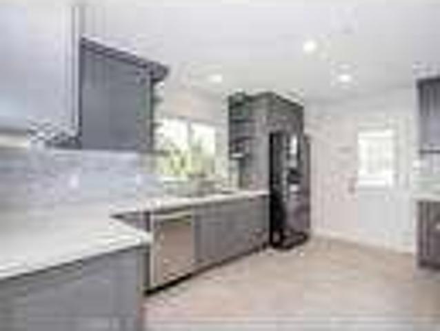 Condo For Rent In Burbank, California