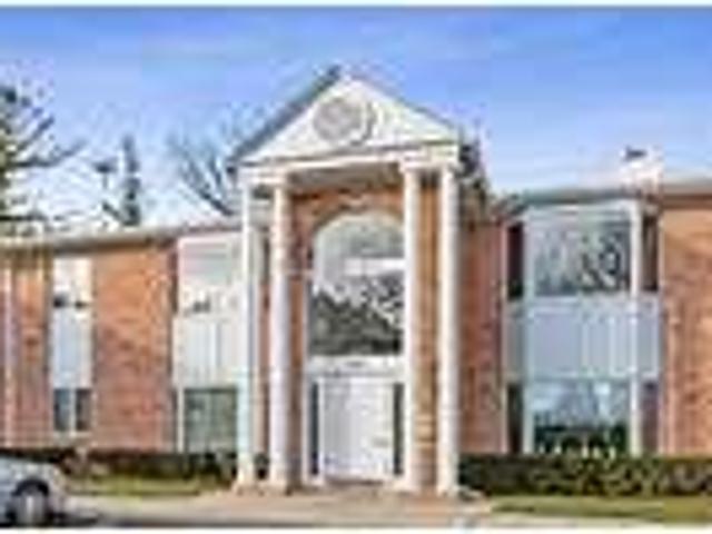 Condo For Rent In Libertyville, Illinois