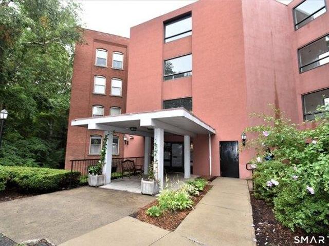 condo Glastonbury CT ES105423126