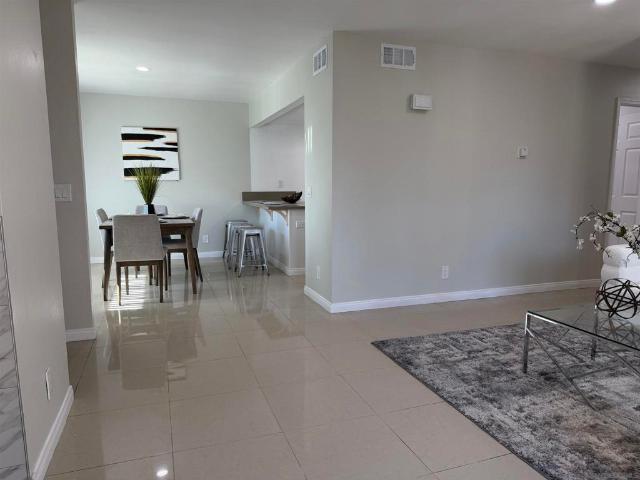 621 R Ave 24