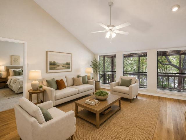 105 Overlook Cir