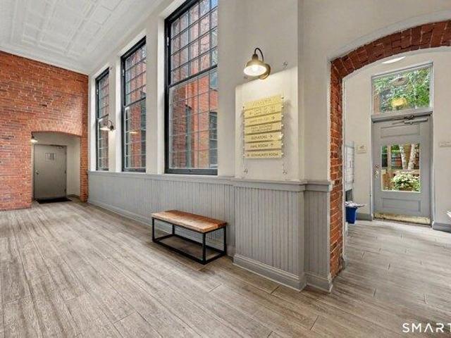 condo Norwalk CT ES105534884