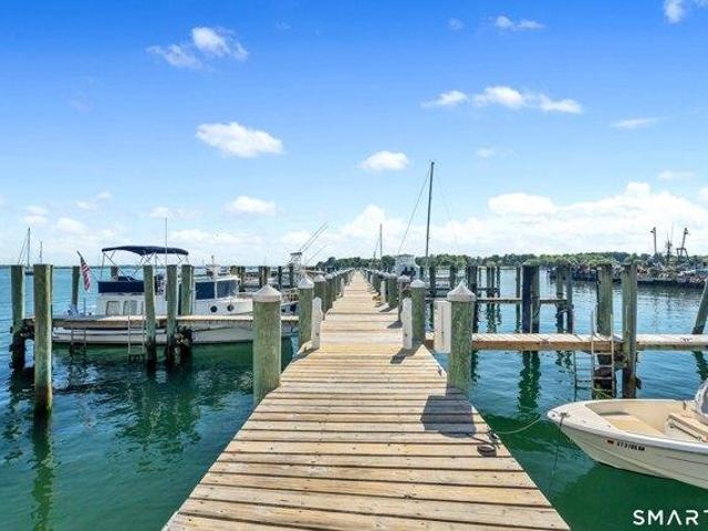 condo Stonington CT ES105648723
