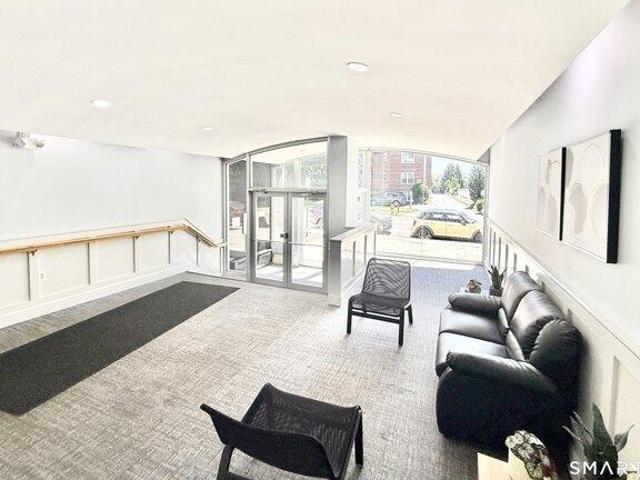 condo Stamford CT ES104869480
