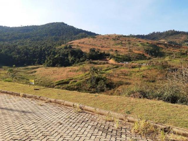 Condomínio Reserva Ecoville: Seu Refúgio Exclusivo em Meio à Natureza