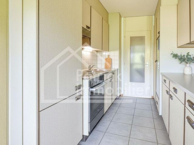 Condominium apartment with 3.5 rooms on sale in Givisiez 82 m² | dreamo. Ch