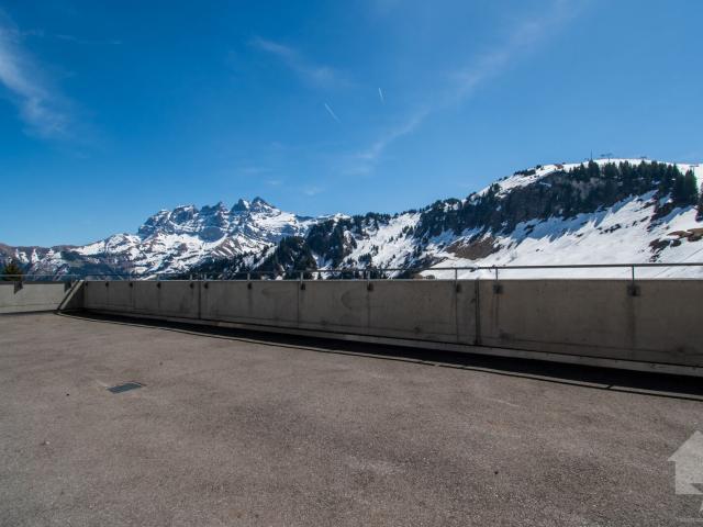 Condominium apartment with 3.5 rooms on sale in Les Crosets 72 m² | dreamo. Ch