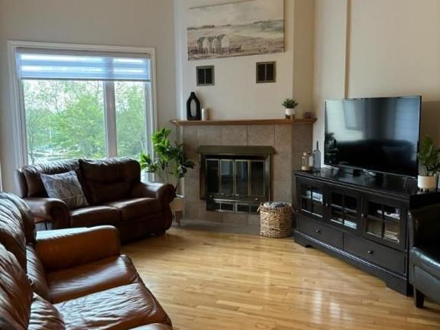 Condominium appartement à louer bord du lac Memphrémagog Magog