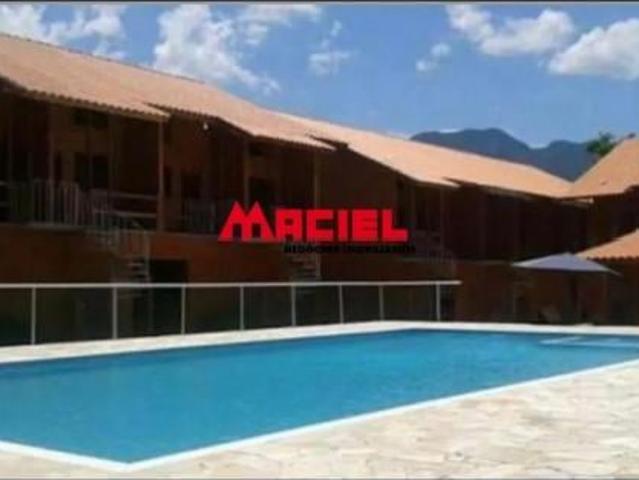 Condomínio Maranduba Ville 1 lazer completo há 650mts da praia de maranduba