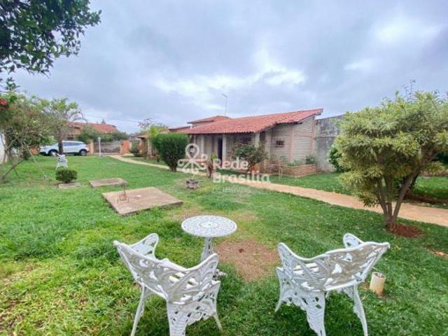 Condomínio Mônaco Casa 2 Quartos, 1 suíte com piscina e churrasqueira Jardim Botânico