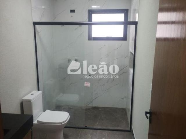 Condomínio Mont Alcino Sobrado Novo com Piscina em Condomínio Fechado – Lazer e Tranquilidade