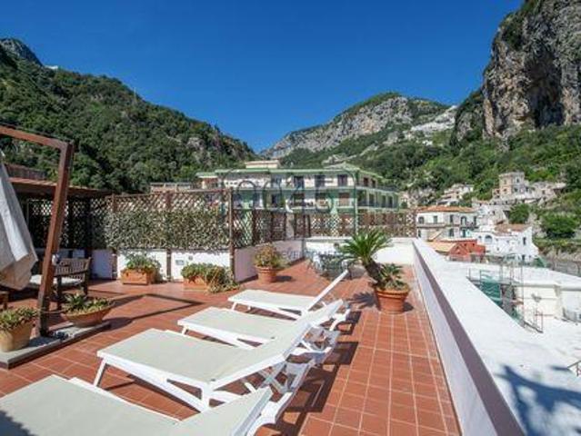 Condominio Amalfi Campania 84011 ES104145813
