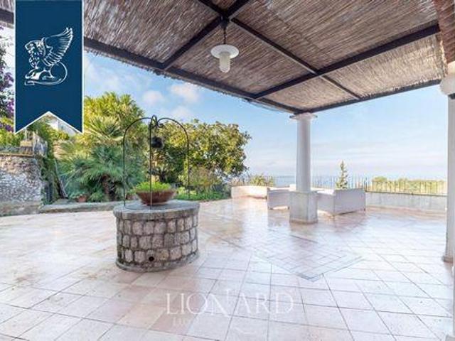 Condominio Capri Napoli ES98133364