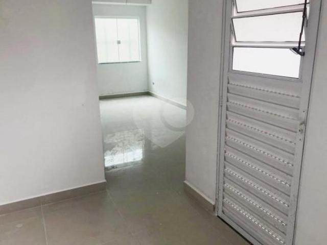 Condomínio com 2 quartos à venda em Vila mazzei SP