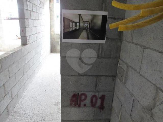Condomínio com 2 quartos à venda em Centro SP