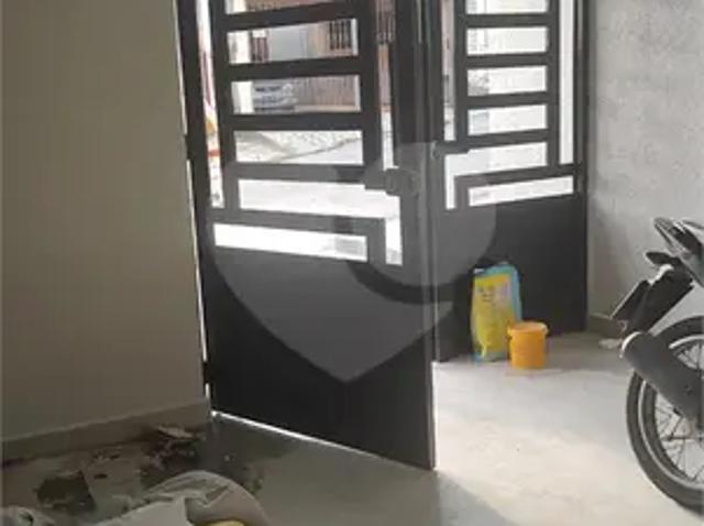 Condomínio com 2 quartos para alugar em Parque Maria Domitila SP