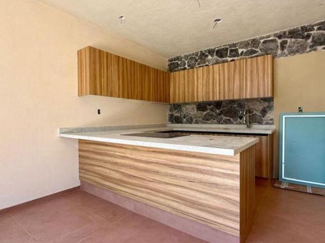 CONDOMINIO CON JARDIN PRIVADO EN REAL SANTA FE EN XOCHITEPEC,MORELOS