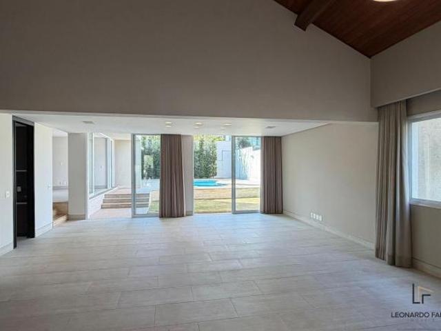 Condomínio das Flores Casa 450m² Condomínio Flores
