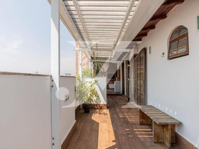 Condomínio Edificio Moradas da Colina Cobertura de 115m² com Quintal Amplo e Área Gourmet à Venda