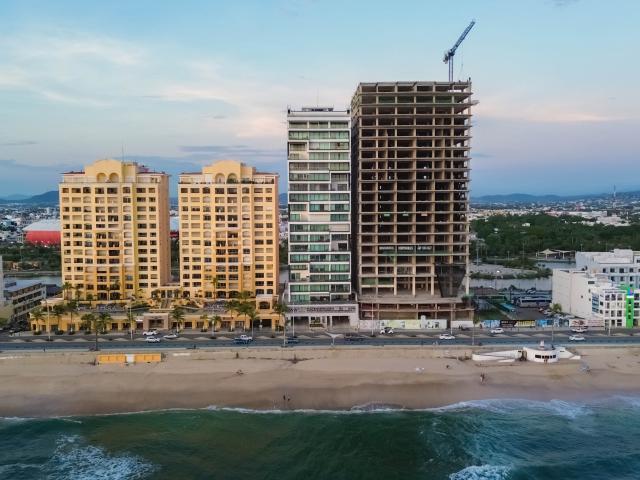 Condominio en el malecon con vistas impresionantes